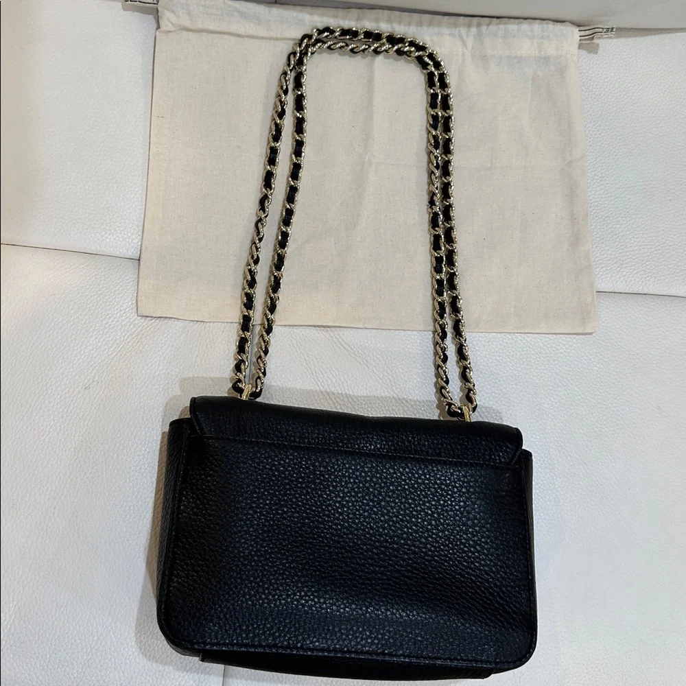 Tory Burch Logo Crossbody/Shoulder Black Pebbled Lather Bag withAdjustable Chain